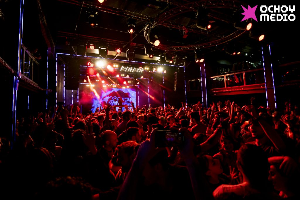 Ochoymedio_Club_5_marzo_Adrian_YR_14 copia