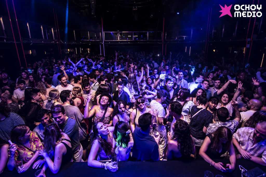 Ochoymedio_Club_Samantha_Hudson_Adrian_YR_51 copia