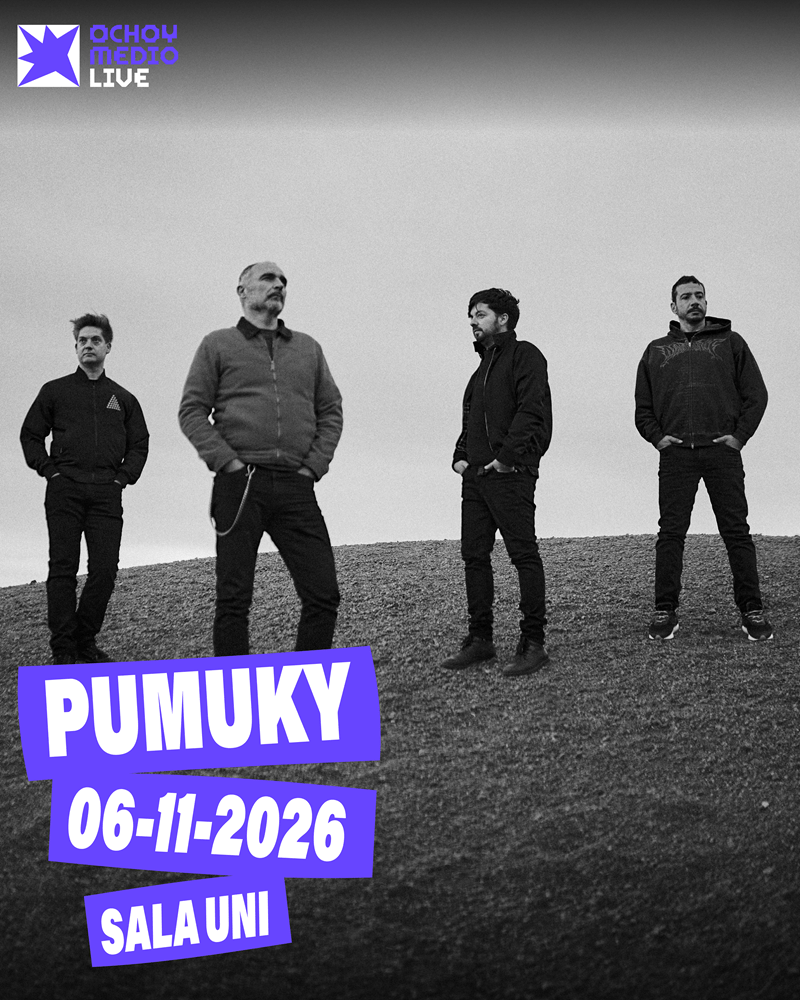 Promotional poster for the band PUMUKY: four men stand on a hill with purple date blocks announcing 06-11-2026 at Sala Uni; Ochoy Media Live logo in the corner.